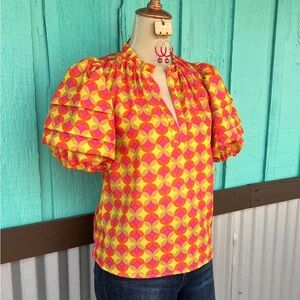 BNWT THML Geometric Circle Print Puff Sleeve Blouse – Size LARGE